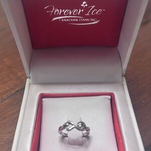 White gold 10k Genuine Canadian Diamond like new with papers